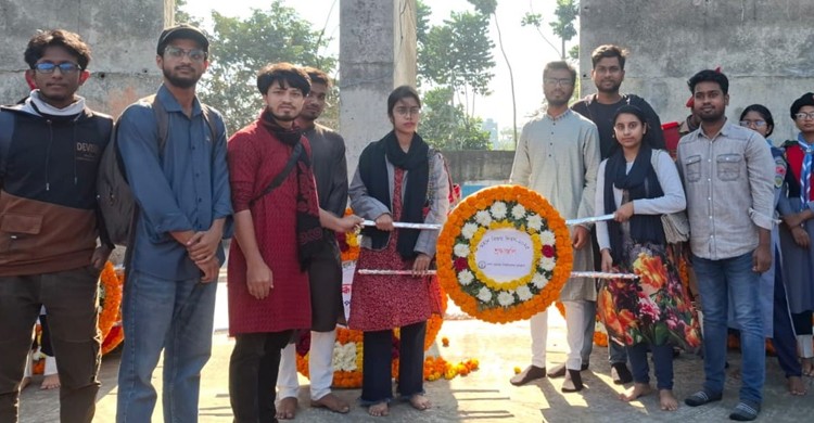 বিজয় দিবসে শহীদদের প্রতি শ্রদ্ধা জানাল বেরোবি প্রেসক্লাব