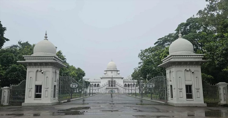 সব জেলায় পৃথক বিচারিক ম্যাজিস্ট্রেট আদালত গঠনের নির্দেশ দিয়েছে সুপ্রিম কোর্ট
