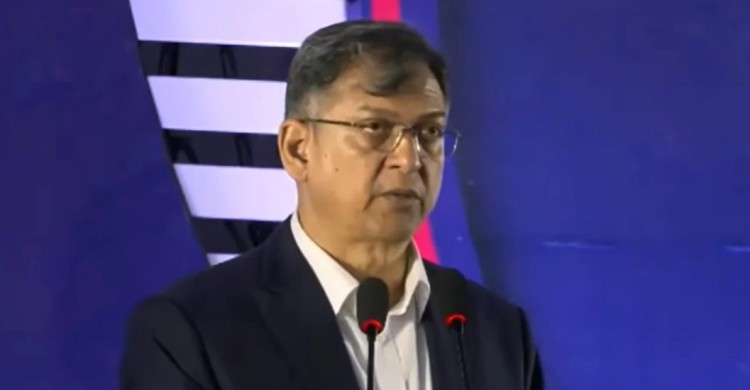 সেনাবাহিনীকে ধাপে ধাপে ব্যারাকে ফিরিয়ে নেওয়া হবে: স্বরাষ্ট্রমন্ত্রী