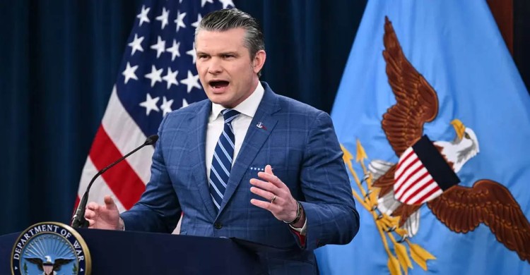 ইরান যুদ্ধবিরতি ‘ভিক্ষা’ চেয়েছে, ট্রাম্প তাদের ‘ক্ষমা’ করেছেন: মার্কিন প্রতিরক্ষামন্ত্রী