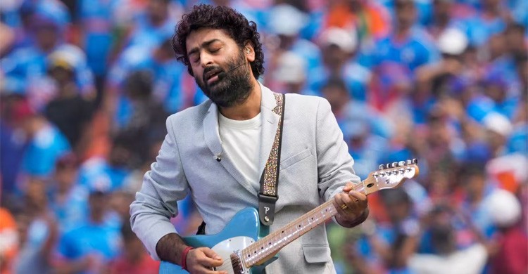 প্লেব্যাক গানে ইতি টানার ঘোষণা দিলেন অরিজিৎ সিং