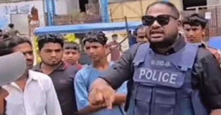 ‘চাঁদাবাজি মুছে ফেলতে চাই’ বলা সেই এএসপিকে বদলি
